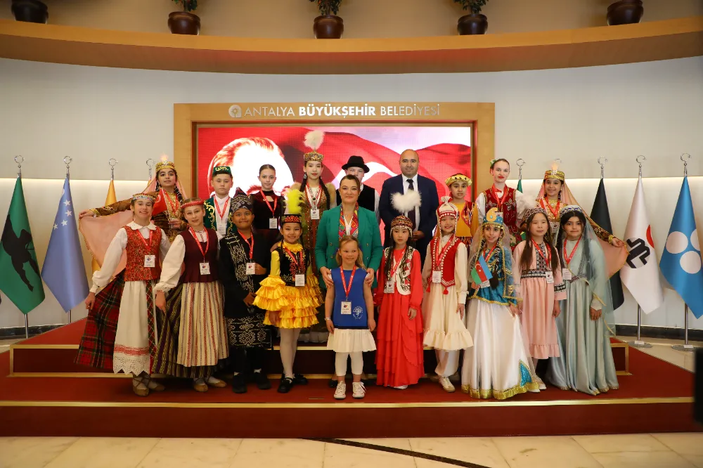   Dünya çocukları Antalya Büyükşehir Belediyesi’ni ziyaret etti