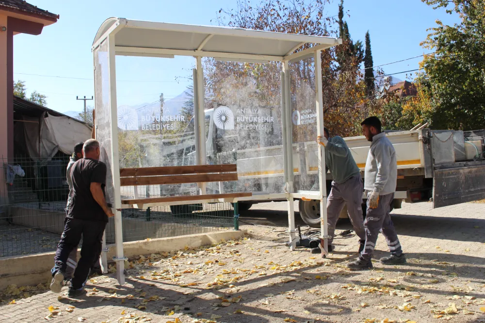 Elmalı’nın dört mahallesine otobüs durağı 