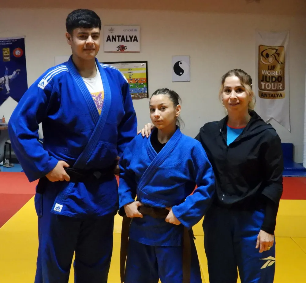 Kurash şampiyonları Kepez’den çıkıyor