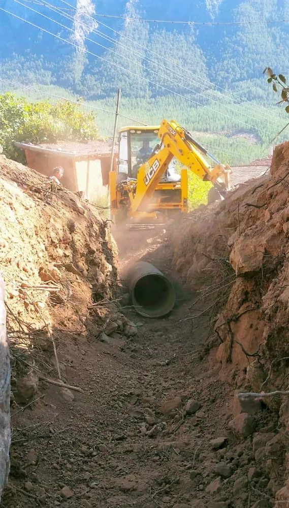 İbradı Üzümdere Mahallesi’nde yağmur suyu çalışması