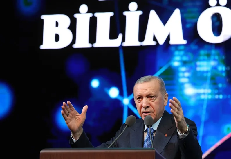 Erdoğan: “Millet olarak ufkumuzu 782 bin kilometre kare ile sınırlandıramayız”