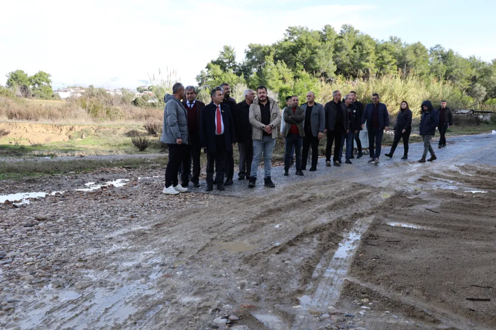 MANAVGAT BELEDİYESİ SELDEN ETKİLENEN VATANDAŞLARI YALNIZ BIRAKMIYOR