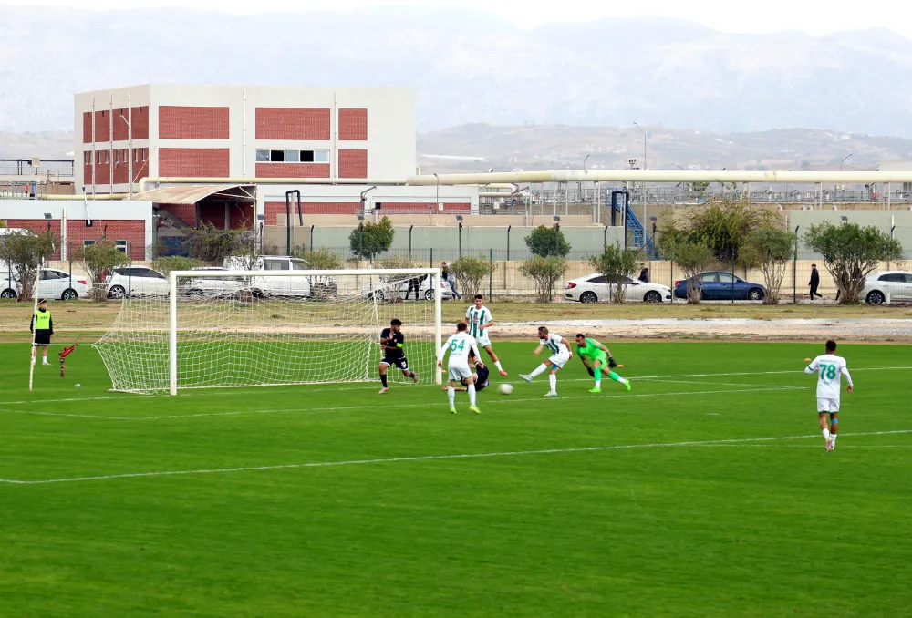 MANAVGAT BELEDİYESPOR YENİDEN LİDER