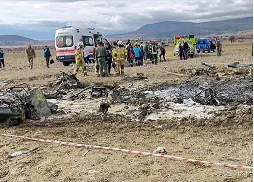 Isparta’da askeri helikopter düştü: 5 asker şehit 