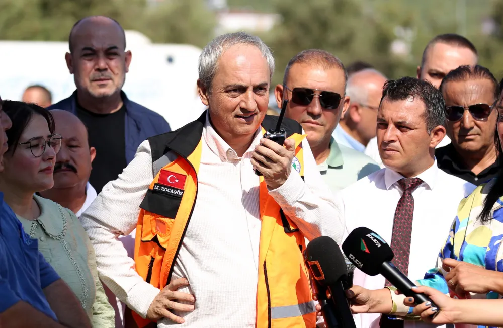 Kocagöz düğmeye bastı: Kepez’de dönüşüm başladı 