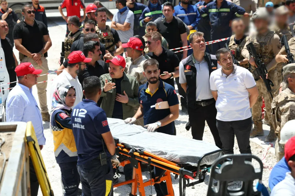 Gabar Dağı’nda yıkılan sondaj kulesinin enkazı altında kalan mühendis hayatını kaybetti