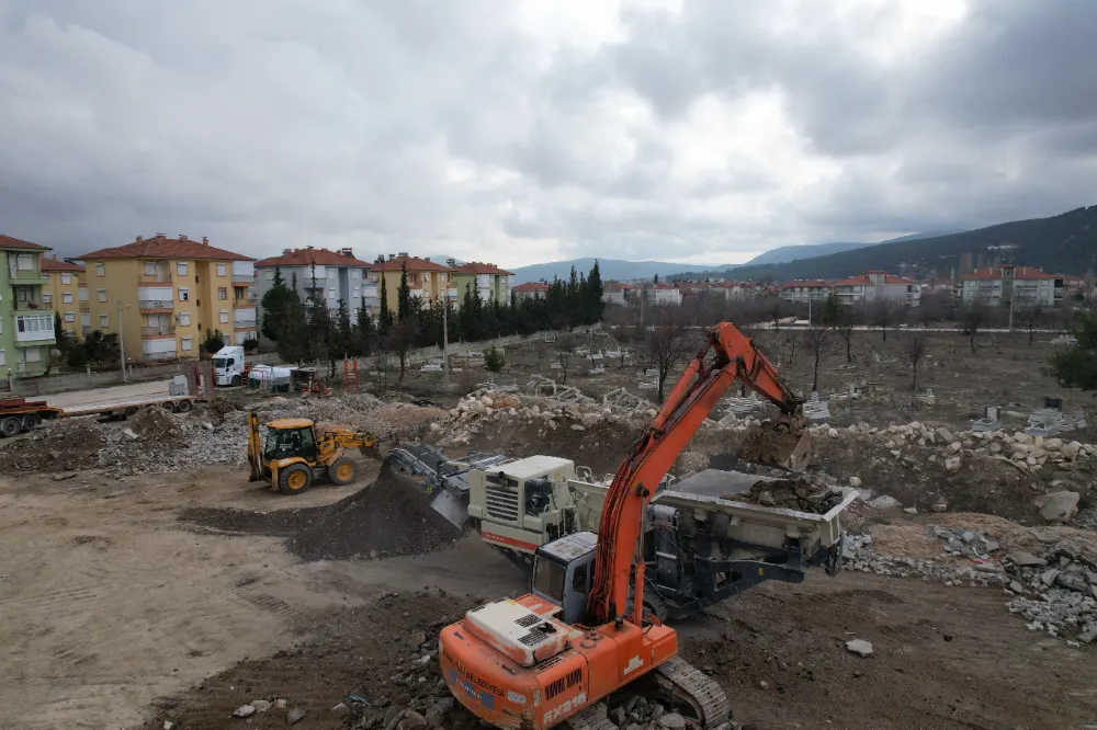 Korkuteli Belediyesi, Atık Asfaltı Geri Dönüştürüyor