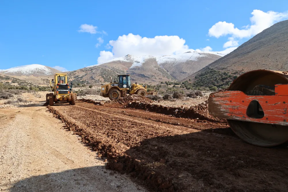 Müren yayla yolunda stabilize çalışmaları başladı