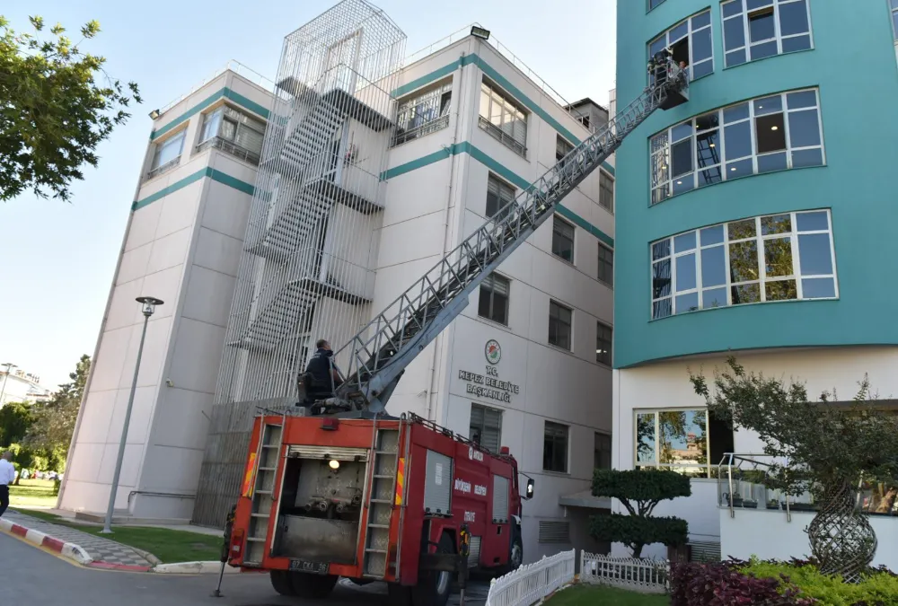 Kepez Belediyesi’nden gerçeğini aratmayan tatbikat