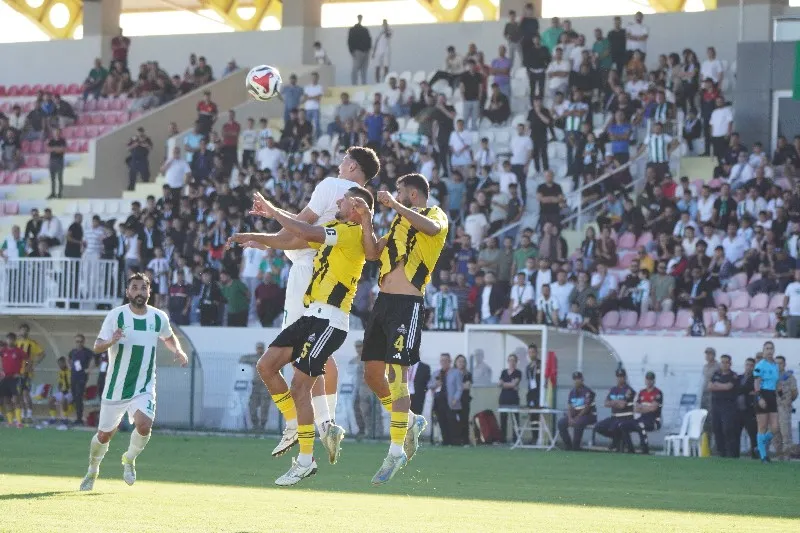 MANAVGAT BELEDİYESPOR LİDERLİĞİNİ SÜRDÜRDÜ