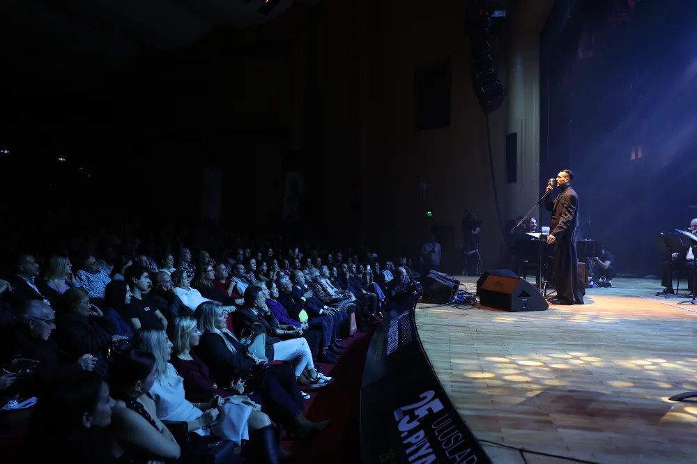 25. Uluslarararası Antalya Piyano Festivali muhteşem bir konserle başladı