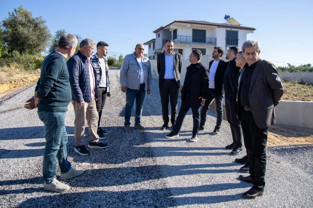 BAŞKAN VEKİLİ ÇİÇEK SÜLEK MAHALLESİ’NDEKİ ASFALT ÇALIŞMALARINI İNCELEDİ