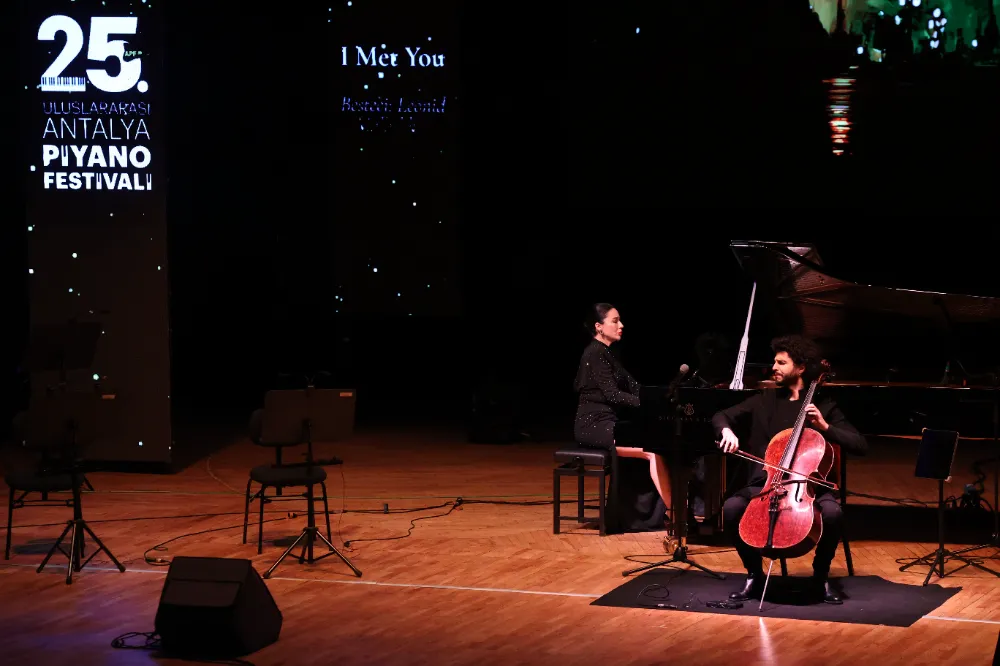 Jamal Aliyev ve Ece Dağıstan’dan müzik ziyafeti