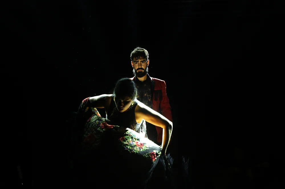 Mavi Siyah’tan ritim ve zerafetin buluştuğu unutulmaz gece