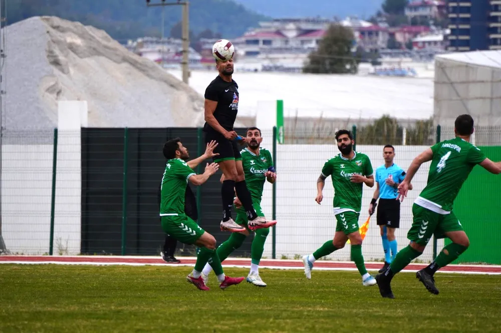 MANAVGAT BELEDİYESPOR, ZORLU ANAMUR DEPLASMANINDA KAZANDI