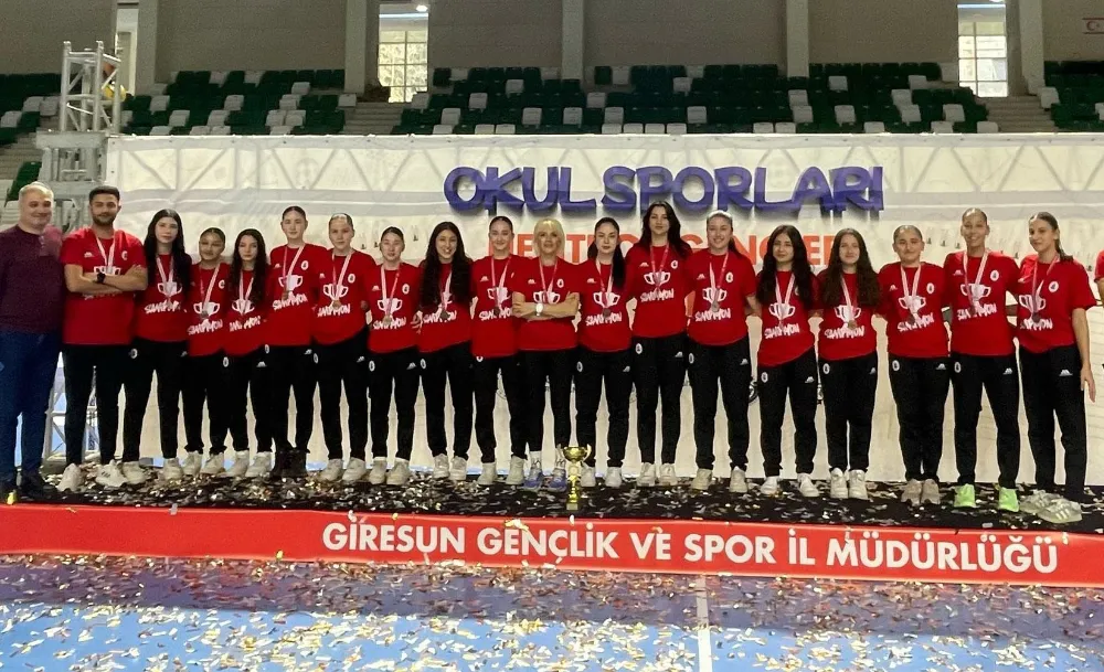 Güneyin kızları Kuzey’de şampiyon oldu