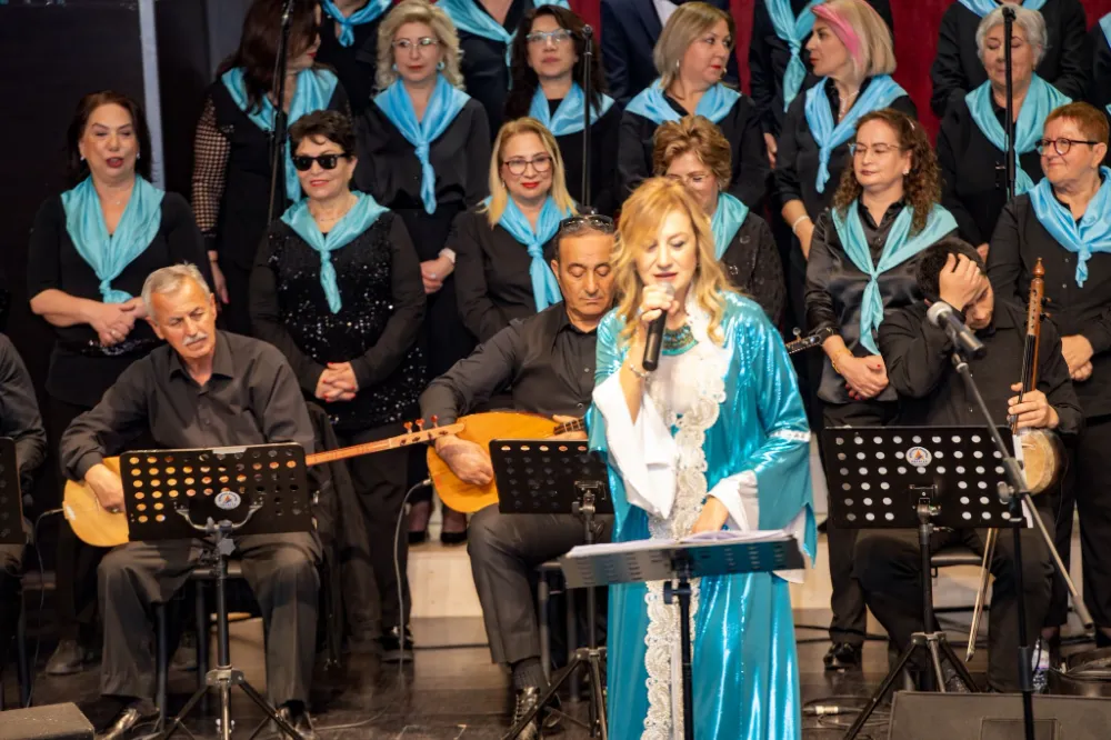 Antalya’da Türkülerle Büyüleyici Bir Gece