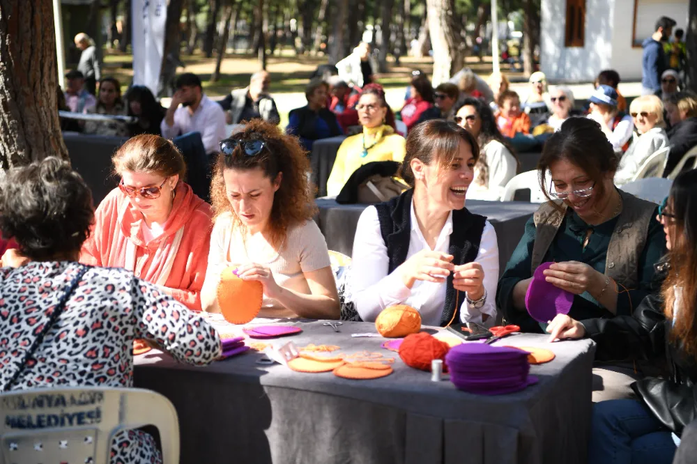 8 MART HAYAT PARK’TA COŞKUYLA KUTLANDI 