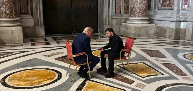 Trump ve  Zelenski, Vatikan’daki cenaze töreni öncesinde görüştü