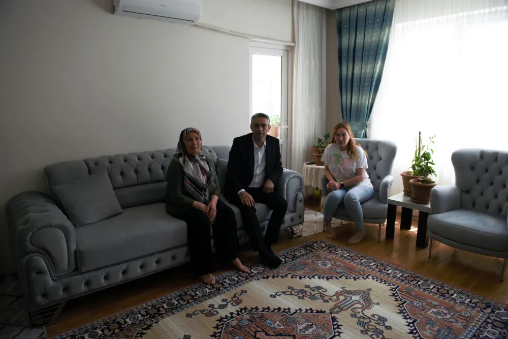 Kocagöz, Şehit Annelerini unutmadı