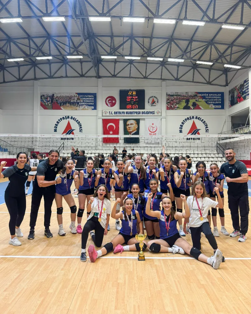 MANAVGAT BELEDİYESPOR MİDİ KIZLAR VOLEYBOL TAKIMI ANTALYA ŞAMPİYONU OLDU