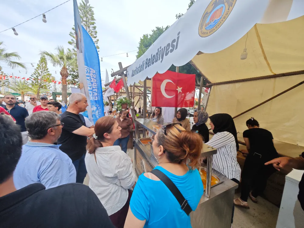 Korkuteli Belediyesi Alanya Uluslararası Festivalinde Lezzet Rüzgârı Estirdi
