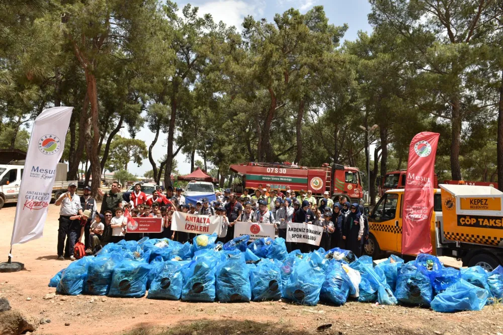 Kepez Belediyesi ve öğrencilerden Anlamlı Çevre Temizliği