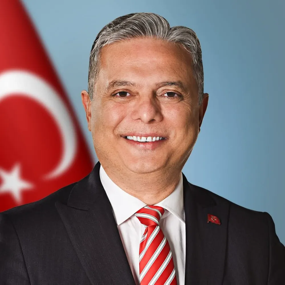 Uysal’dan anayasa çıkışı: “Bu gidişat, Cumhuriyet’i hedef alıyor!”