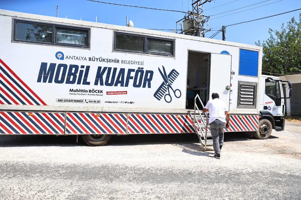 Mobil kuaför tırı Antalya’nın yaylalarında 