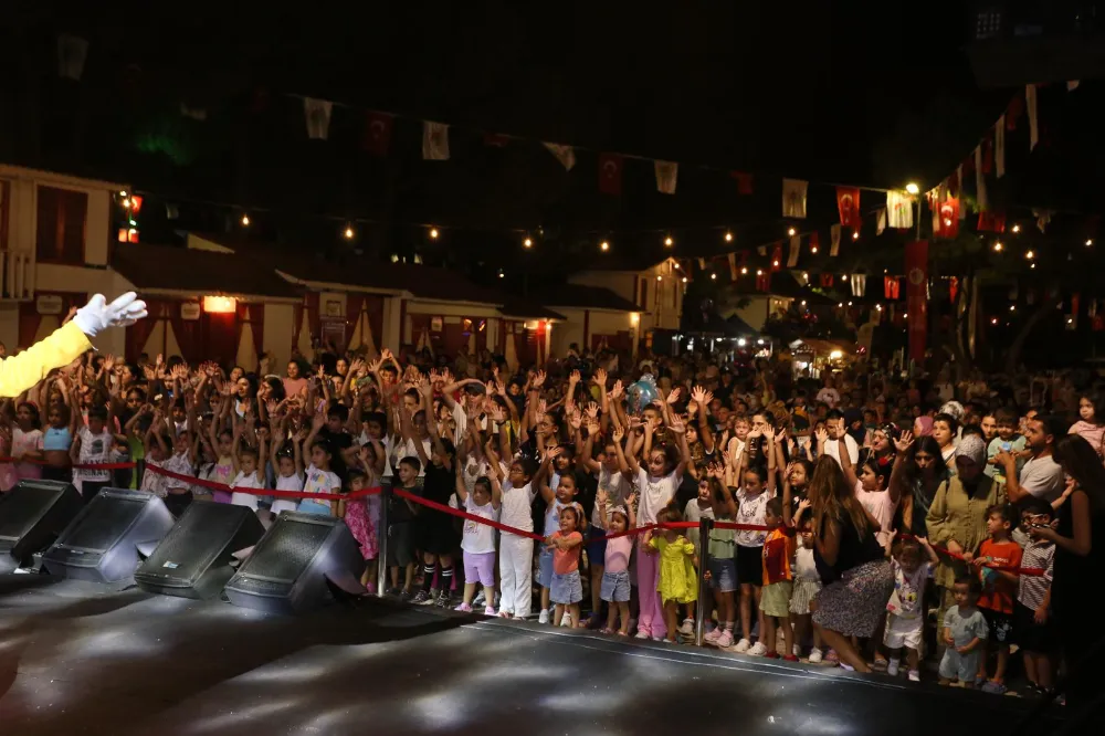 Kepez’de çocuklar için masal gibi festival