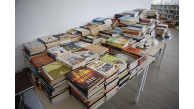 Bağışlanan kitaplar Türkiye