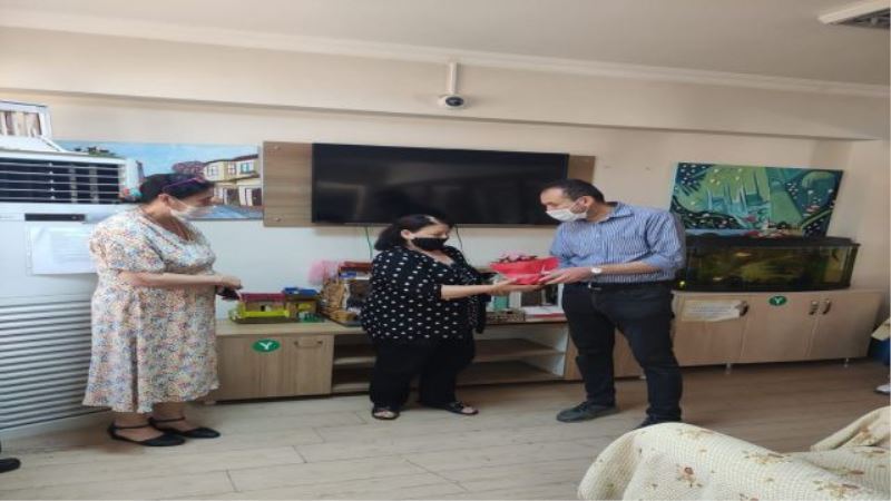Antalya Büyükşehir huzurevindeki anneleri unutmadı
