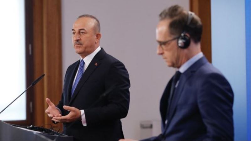 Çavuşoğlu: Turistlerin görebileceği herkesi aşılayacağız