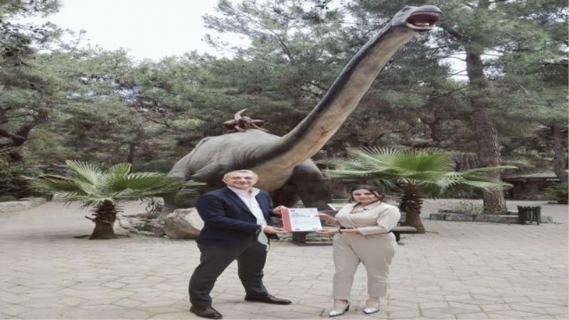 DİNOPARK’A GÜVENLİ TURİZM SERTİFİKASI