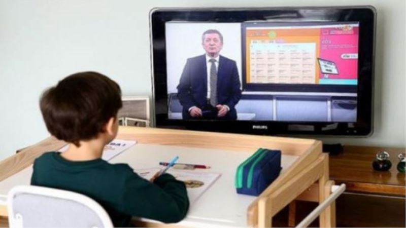 Uzaktan eğitime 3 gün ara