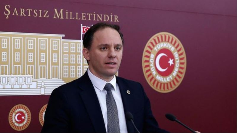 Deniz Yavuzyılmaz çoklu maaşlardan kimlerin nasıl  aldığını açıkladı