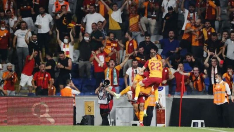 Galatasaray, St. Johnstone deplasmanında tur atladı