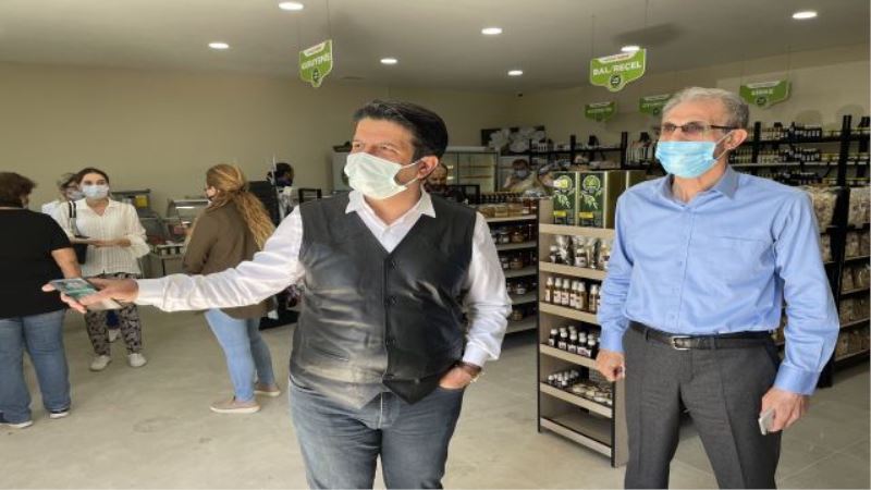 Emekçi Bakkal’da açılış heyecanı