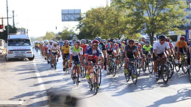 Kepez’den Toroslara uzanan pedal yarışı