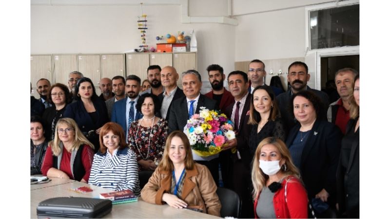 Öğretmenler odasına konuk oldu