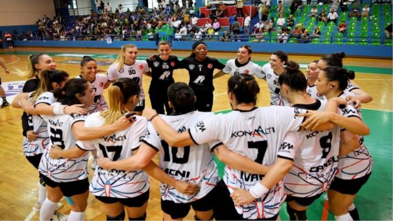 Mavi Kelebekler’den rahat galibiyet